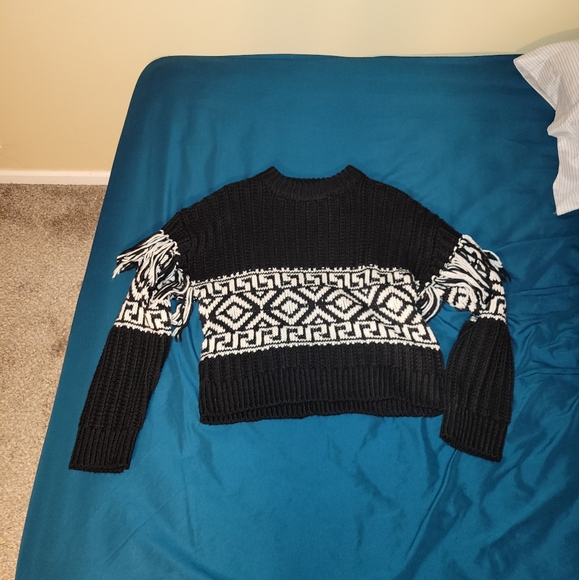 H&M fringe sweater - Picture 1 of 5
